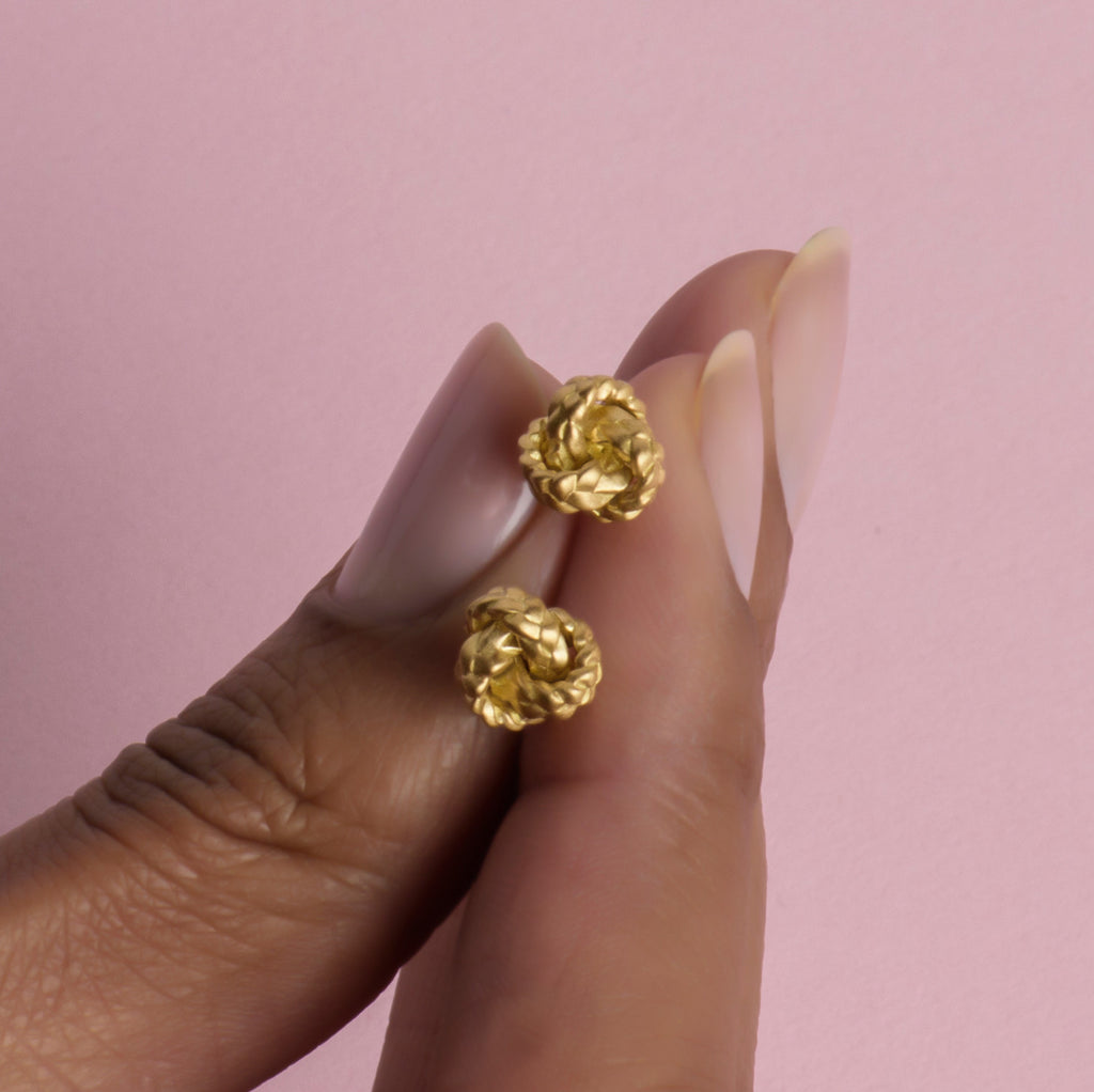 Braided Knot Earrings in matte 18K gold