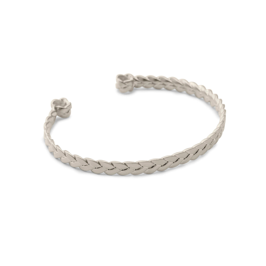 Sterling Silver Classic Plait Cuff in satin polish detail
